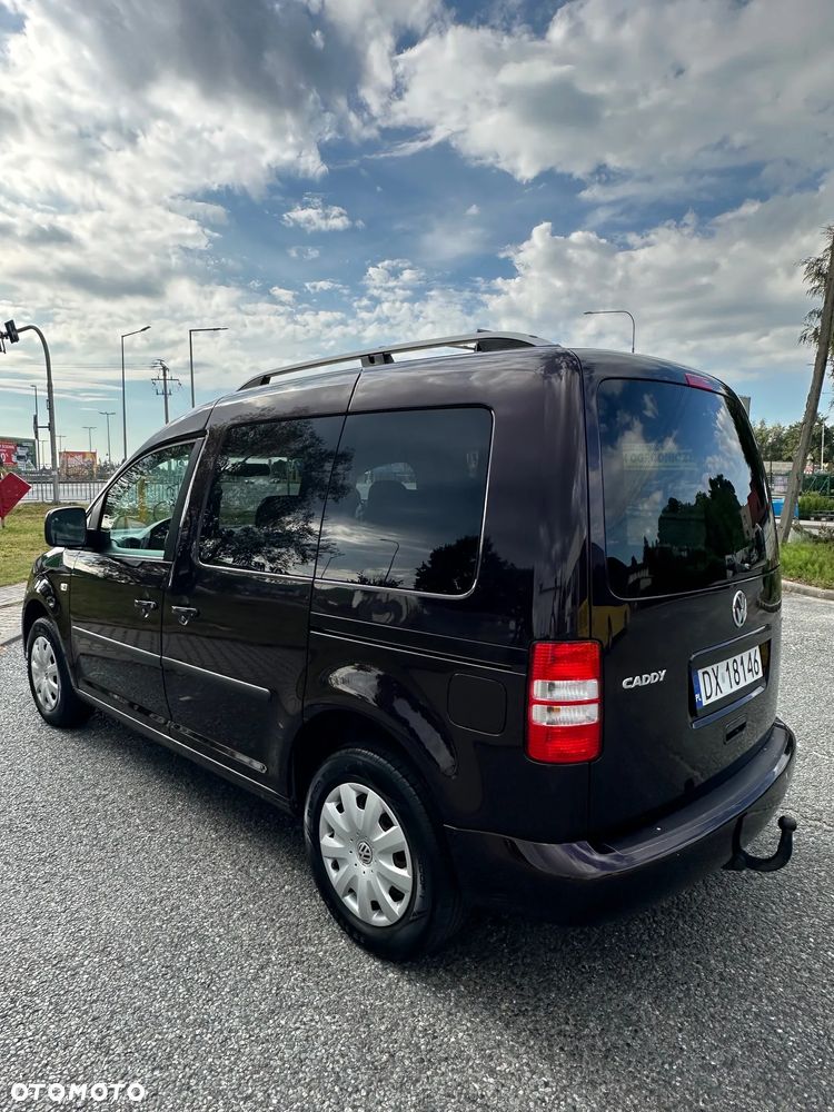 Volkswagen Caddy 1.6 TDI Comfortline DSG - 4