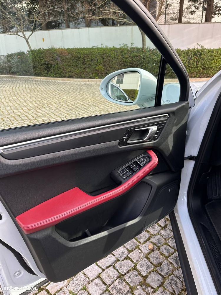 Porsche Macan - 14