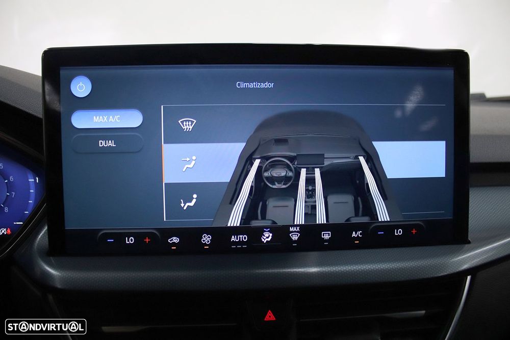 Ford Focus SW 1.0 EcoBoost MHEV Active X - 12