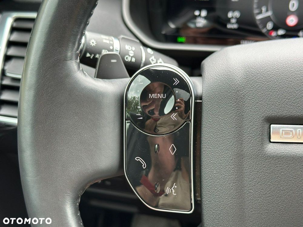 Land Rover Discovery 2.0 Si4 HSE Luxury - 28