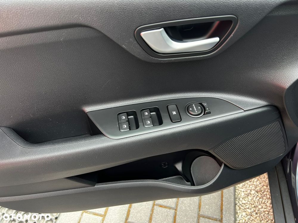 Kia Stonic 1.0 T-GDI 100 OPF Dream-Team Edition - 19