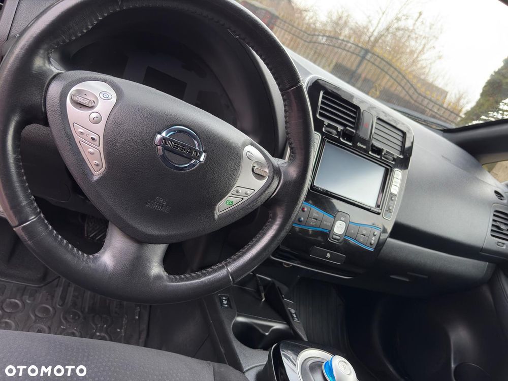 Nissan Leaf - 16