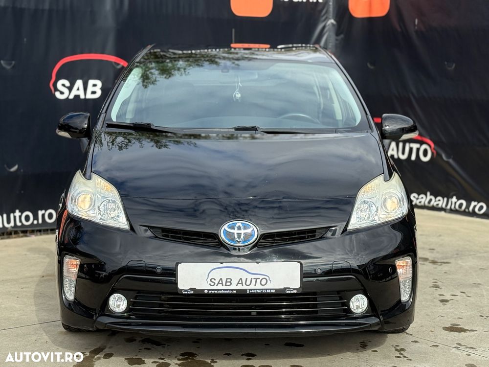 Toyota Prius (Hybrid) Luna - 3