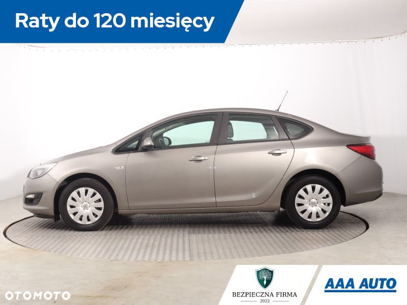 Opel Astra - 3