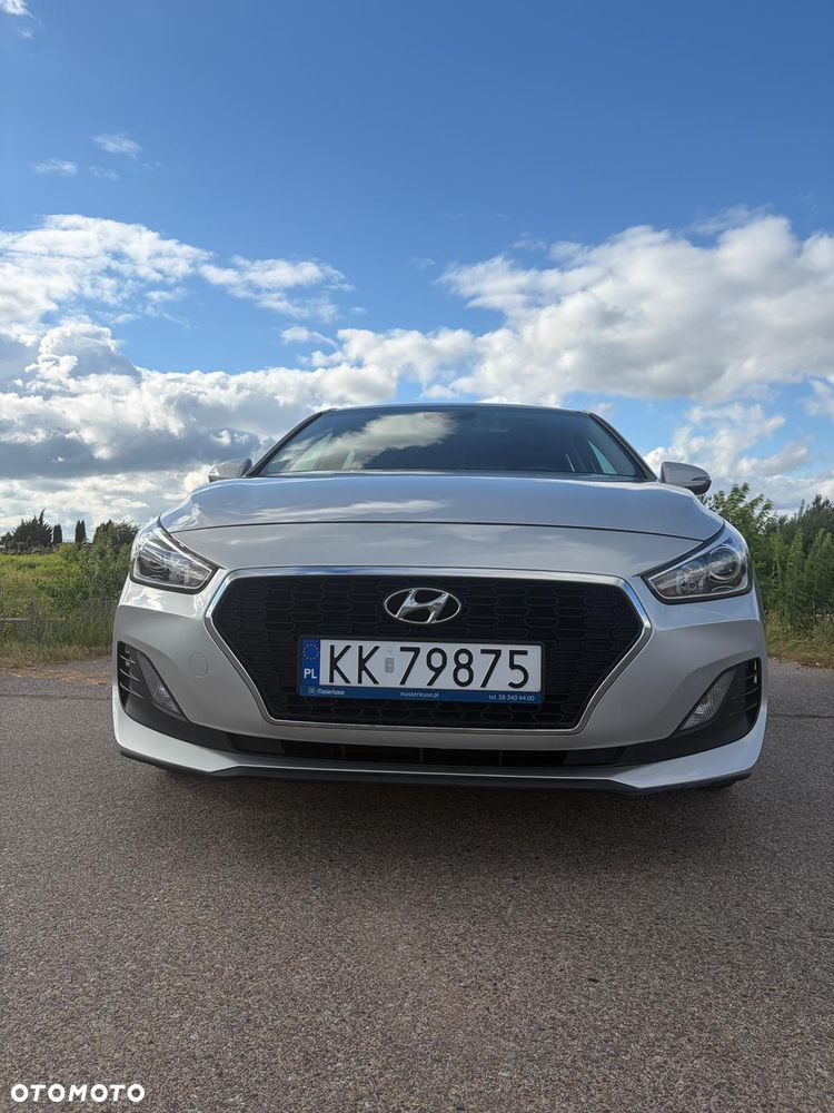 Hyundai i30 1.4 Comfort - 13