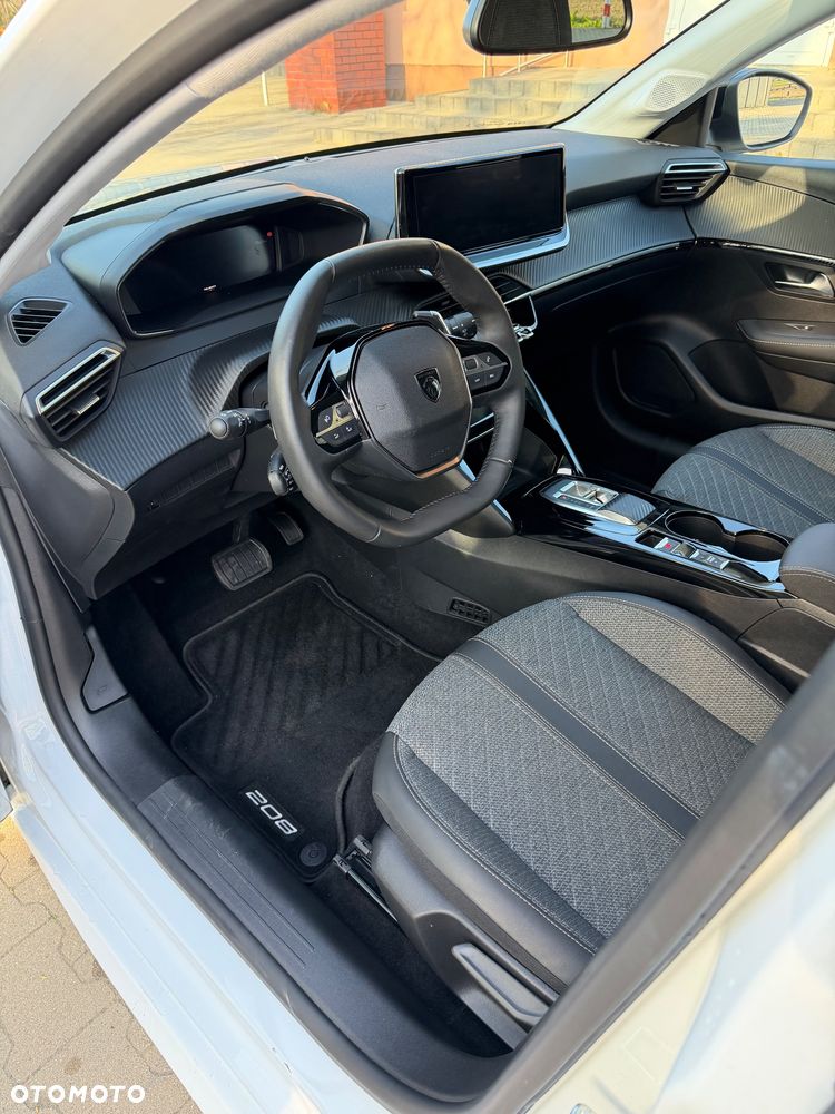 Peugeot 208 Hybrid 100 e-DSC6 Allure - 12