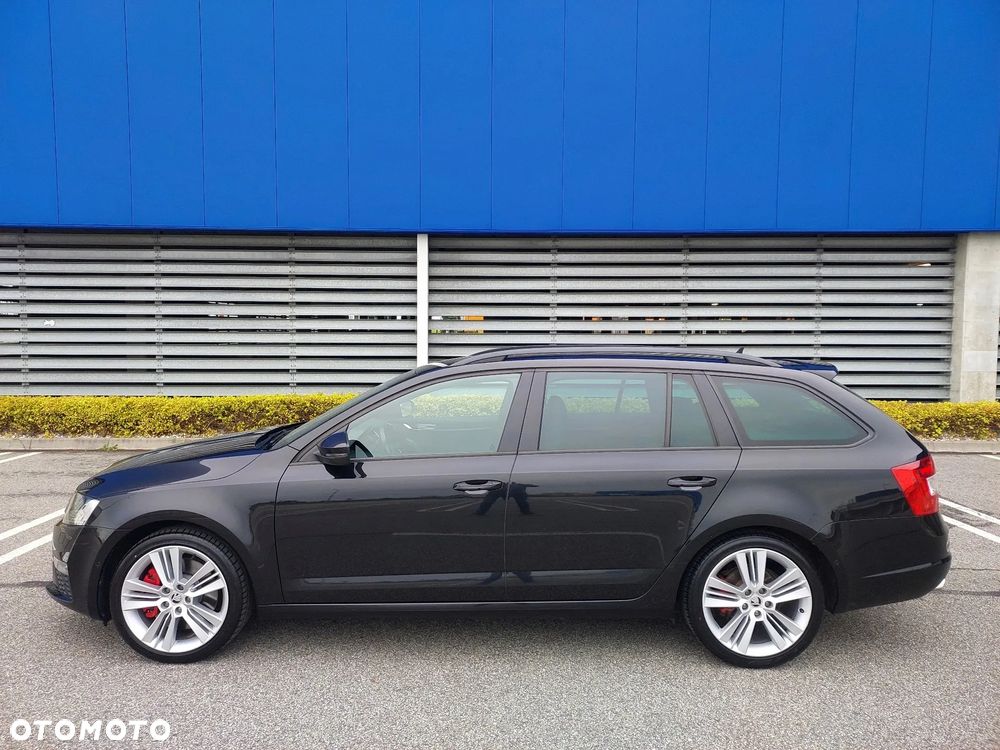 Skoda Octavia 2.0 TDI DSG RS - 3