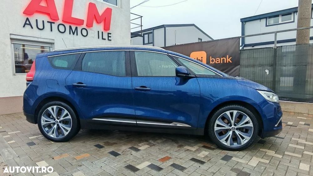 Renault Grand Scenic - 8
