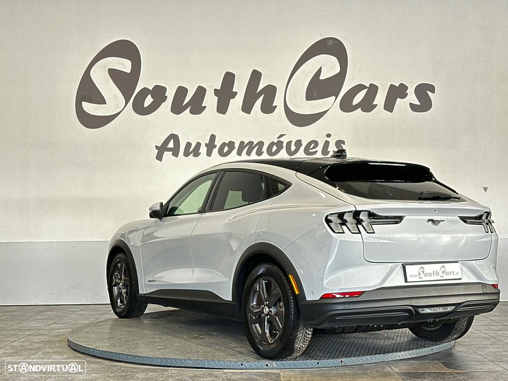 Ford Mustang Mach-E 75.7 kWh Premium AWD - 9