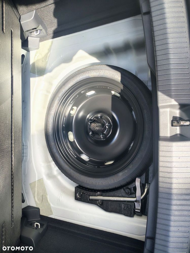 Volkswagen T-Roc - 10