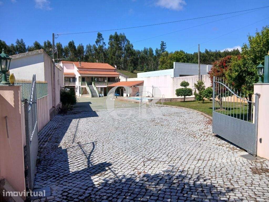Moradia independente com piscina, terraços, terreno e jardim em Figuei - Grande imagem: 5/60