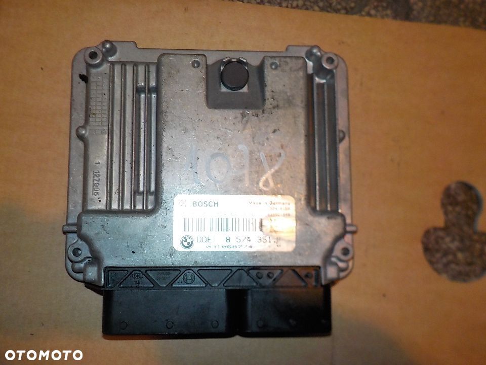 STEROWNIK SILNIKA X1 E84 8574351