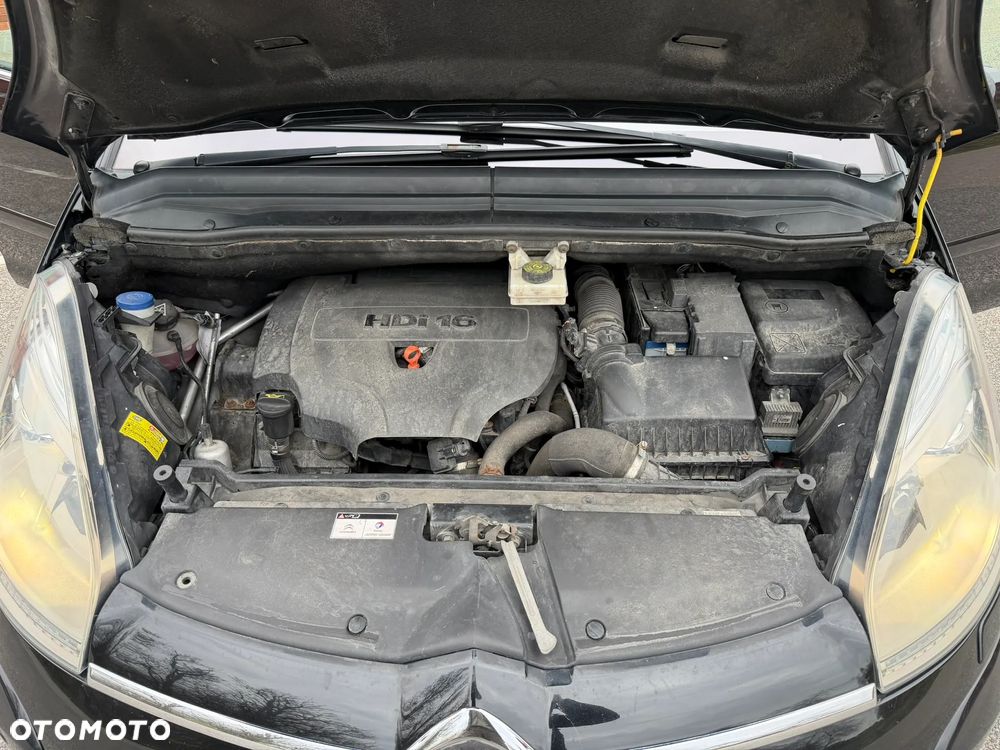 Citroën C4 Picasso 2.0 HDi FAP Exclusive - 16