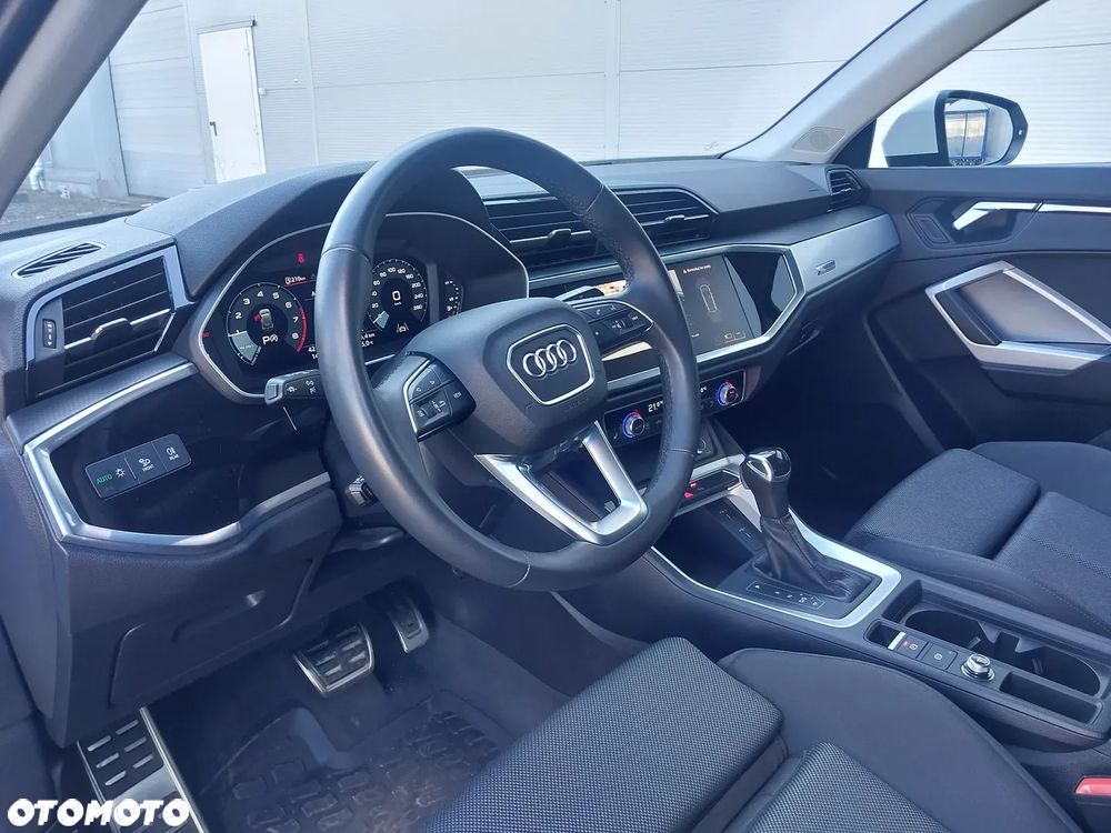 Audi Q3 35 TFSI S tronic - 8