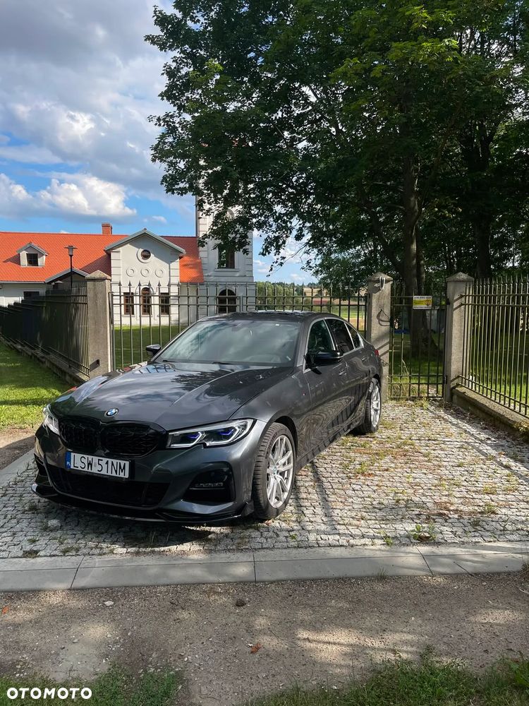 BMW Seria 3 330i M Sport - 4