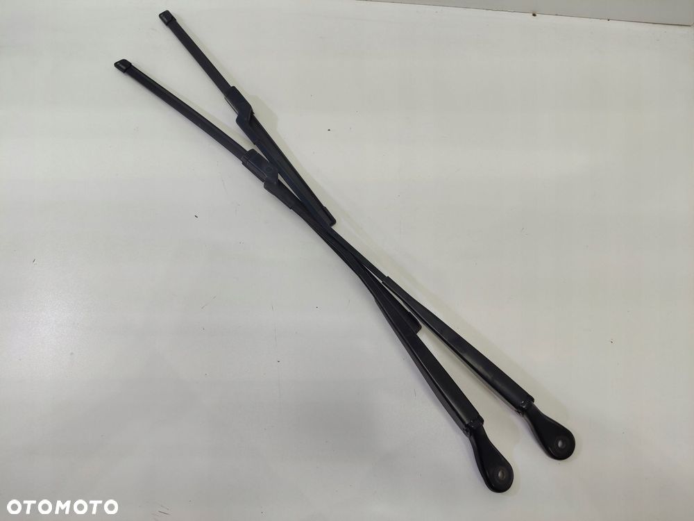 BMW F46 PIÓRA RAMIONA WYCIERACZEK KOMPLET EU - 1