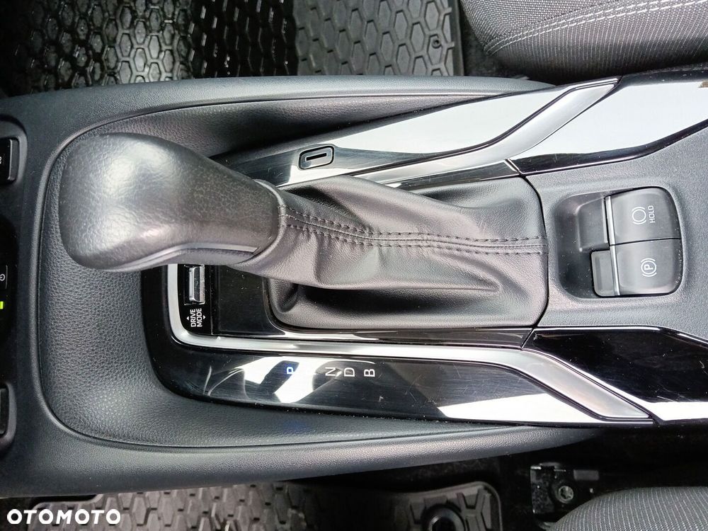 Toyota Corolla 1.8 Hybrid Comfort - 23