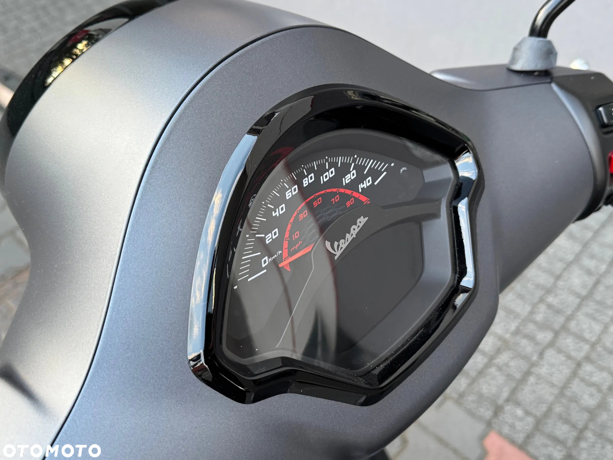 Vespa GTS - 6