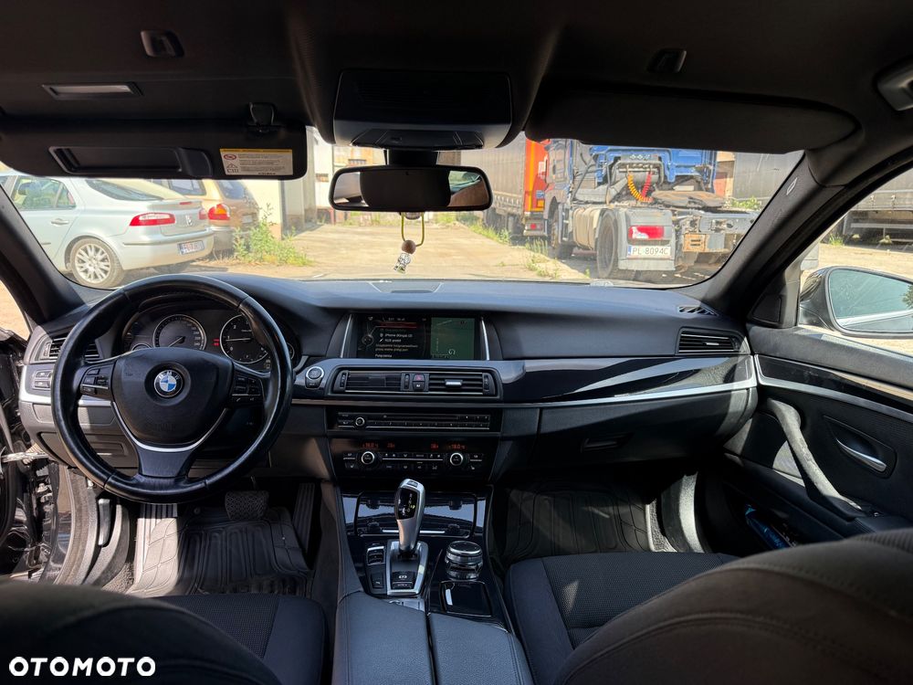 BMW Seria 5 520d - 6