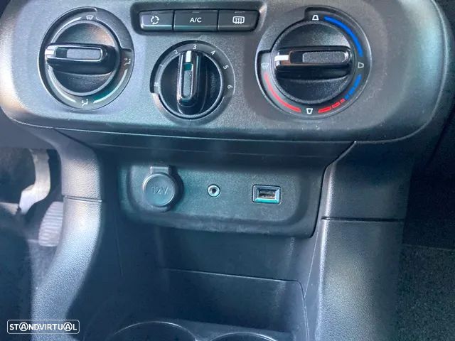 Citroën C3 1.2 PureTech Feel - 21