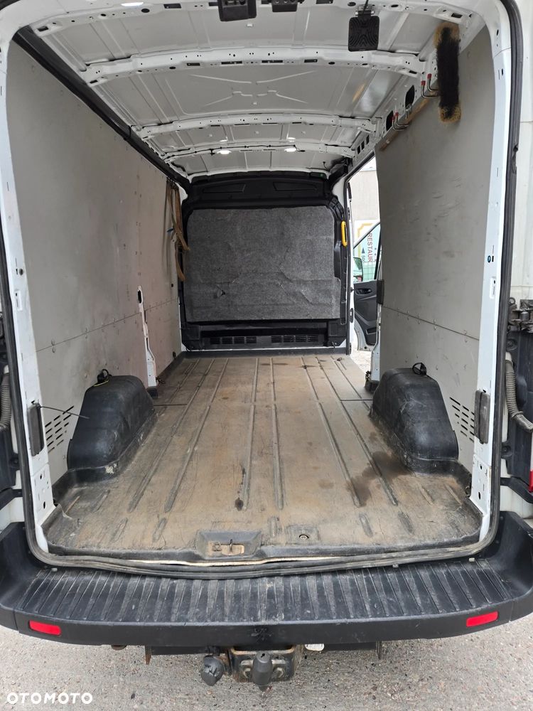 Ford Transit - 16