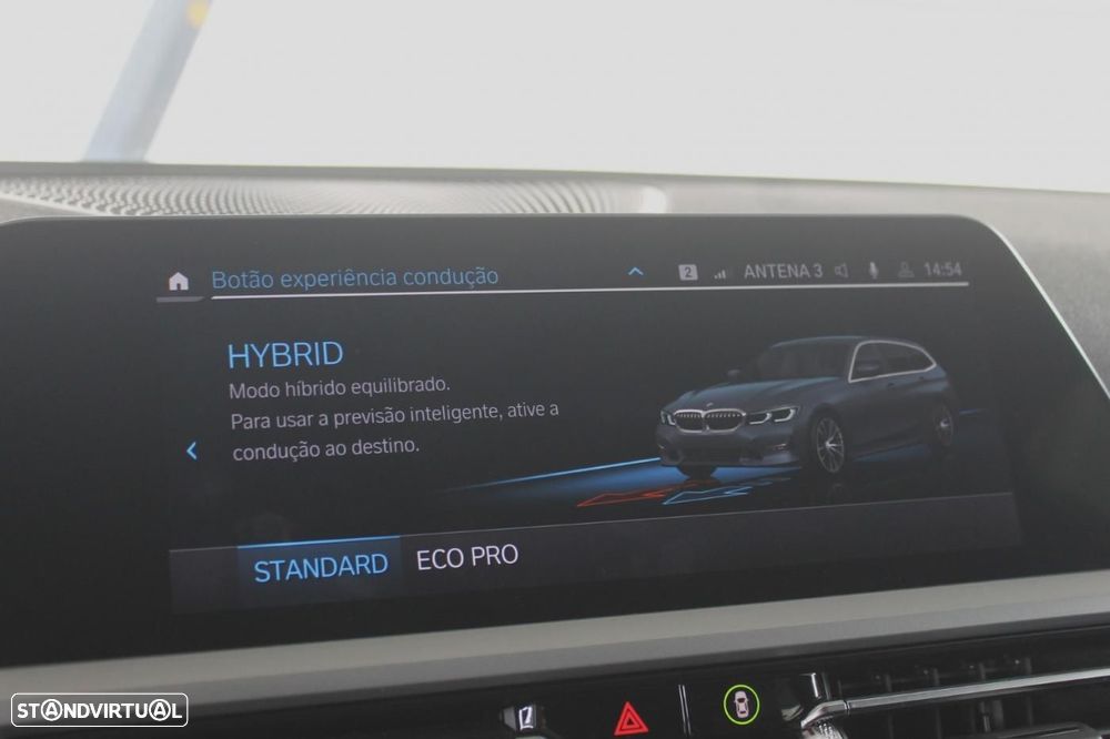 BMW 320 e Line Sport Auto - 24