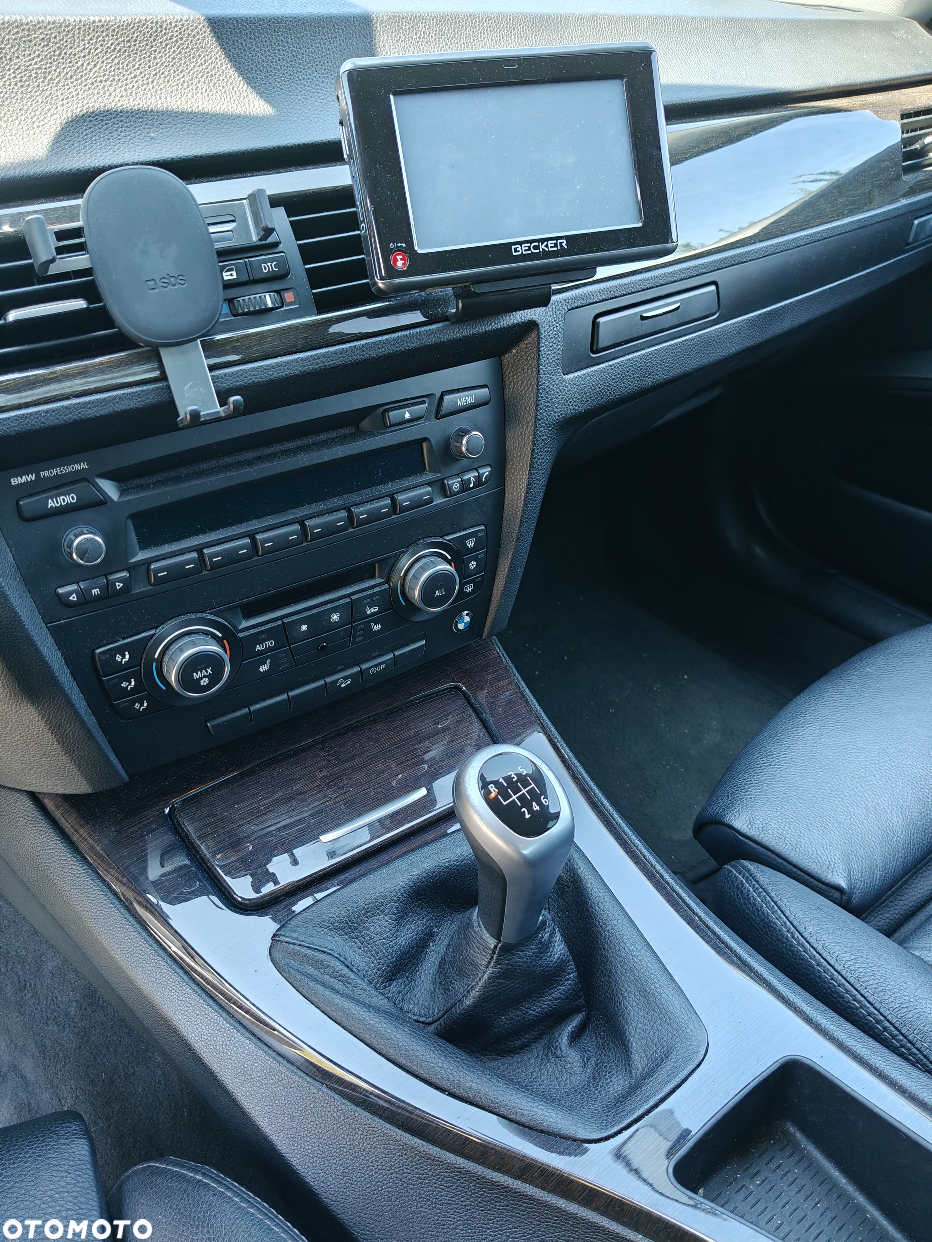 BMW Seria 3 320d xDrive - 11