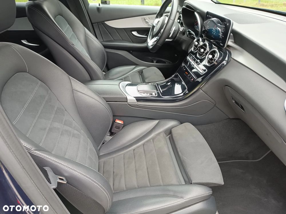 Mercedes-Benz GLC 300 d 4-Matic - 16
