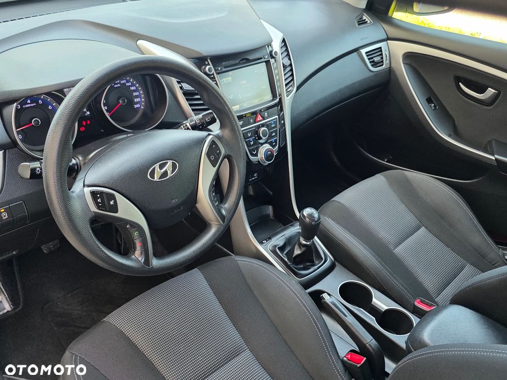 Hyundai i30 1.4 BlueDrive Run - 22