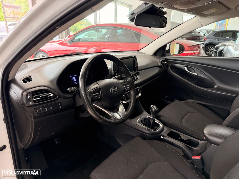 Hyundai i30 SW 1.6 CRDi Style+Navi - 12