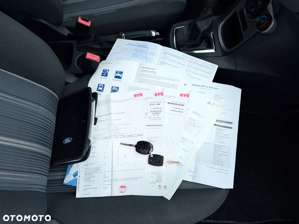 Ford Fiesta - 10
