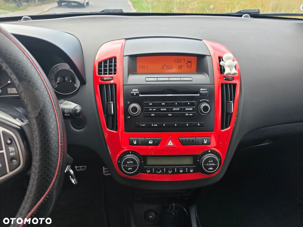 Kia ProCeed 2.0 CRDi EX - 19