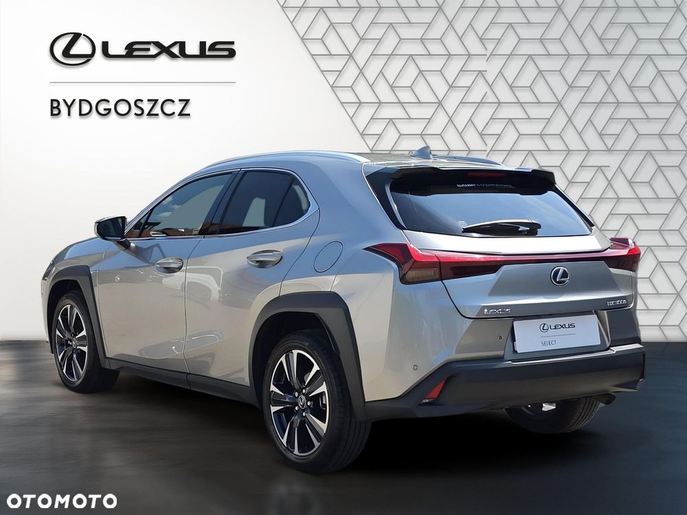 Lexus UX 300h Business - 4