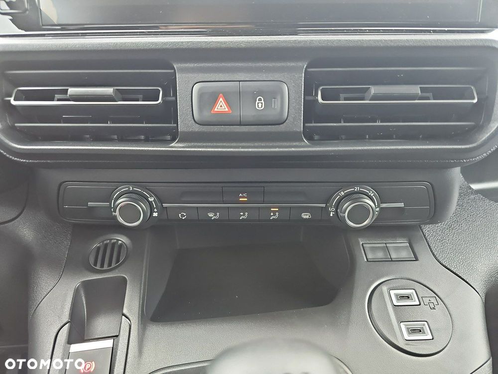 Opel Combo - 19