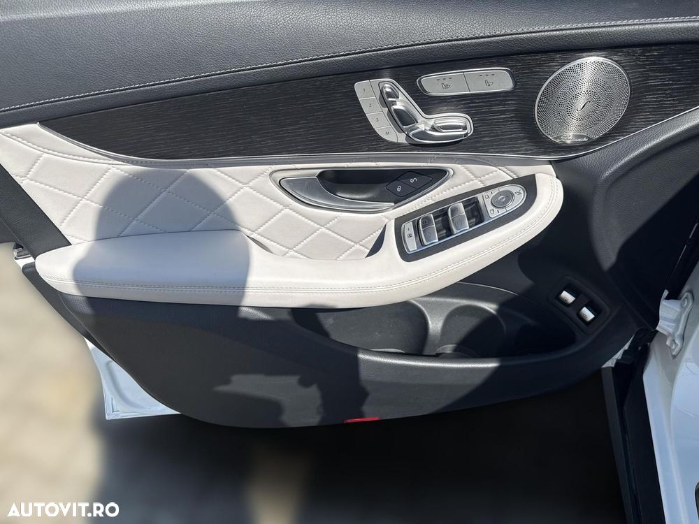 Mercedes-Benz GLC - 12