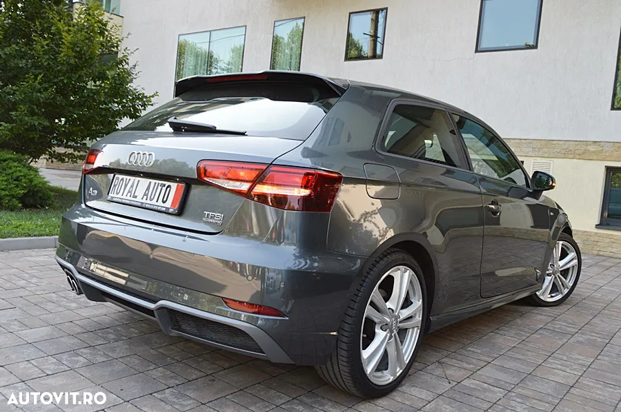 Audi A3 2.0 TFSI Quattro S tronic Sport - 5