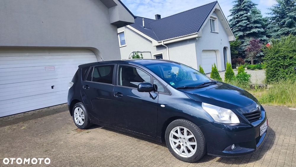 Toyota Verso 2.0 D-4D Executive - 35