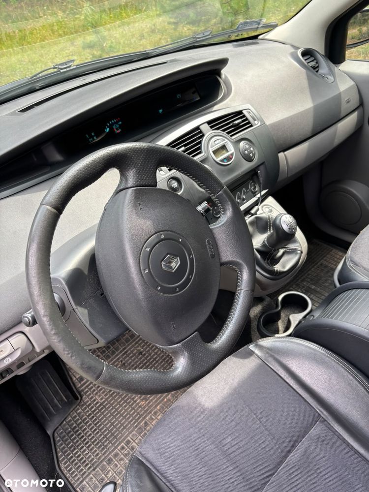 Renault Scenic 1.6 16V Expression - 16