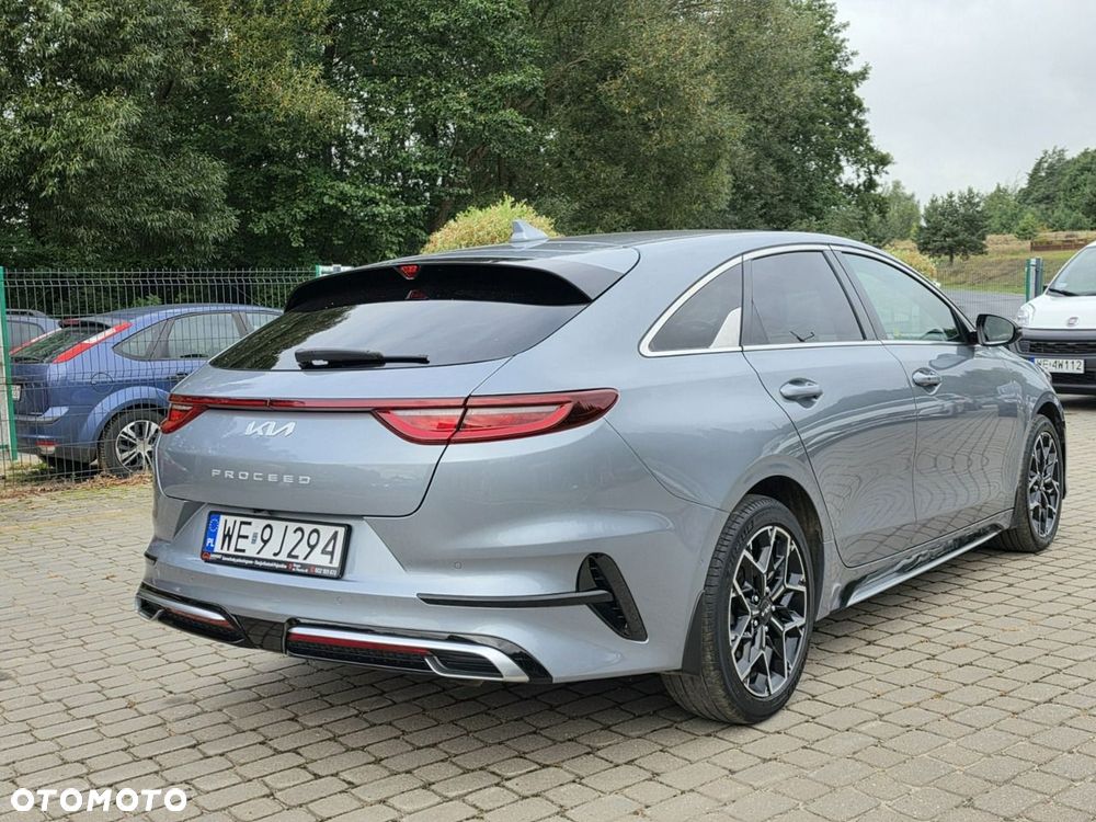 Kia ProCeed - 18