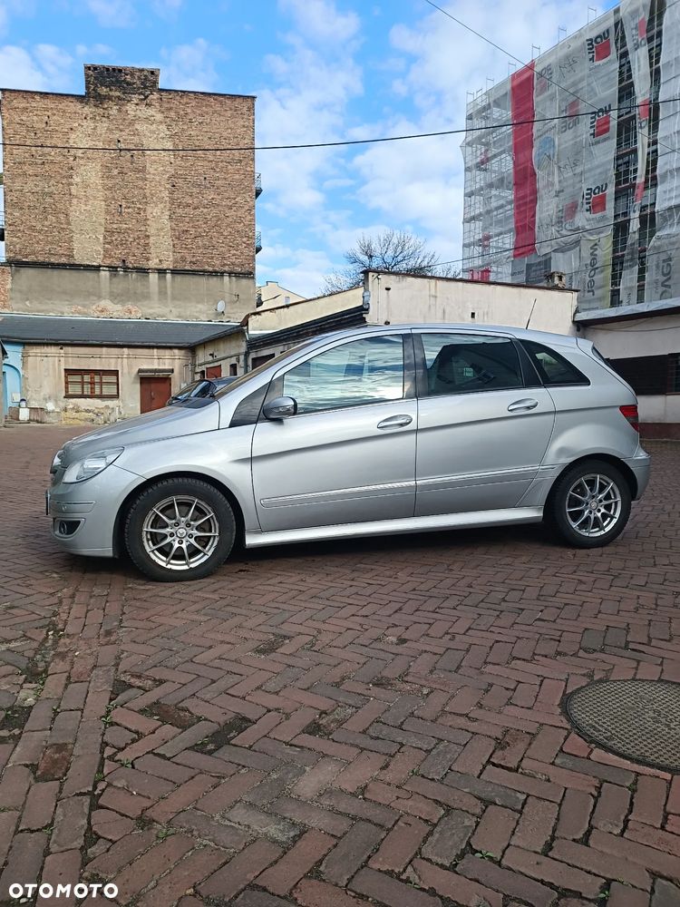 Mercedes-Benz Klasa B 200 CDI Autotronic - 4