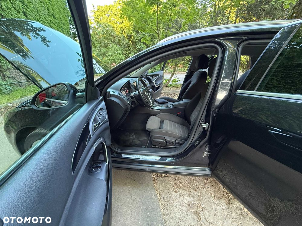 Opel Insignia - 8