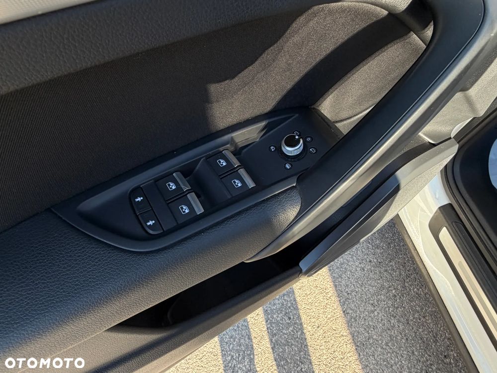 Audi Q5 35 TDI Quattro S tronic - 28