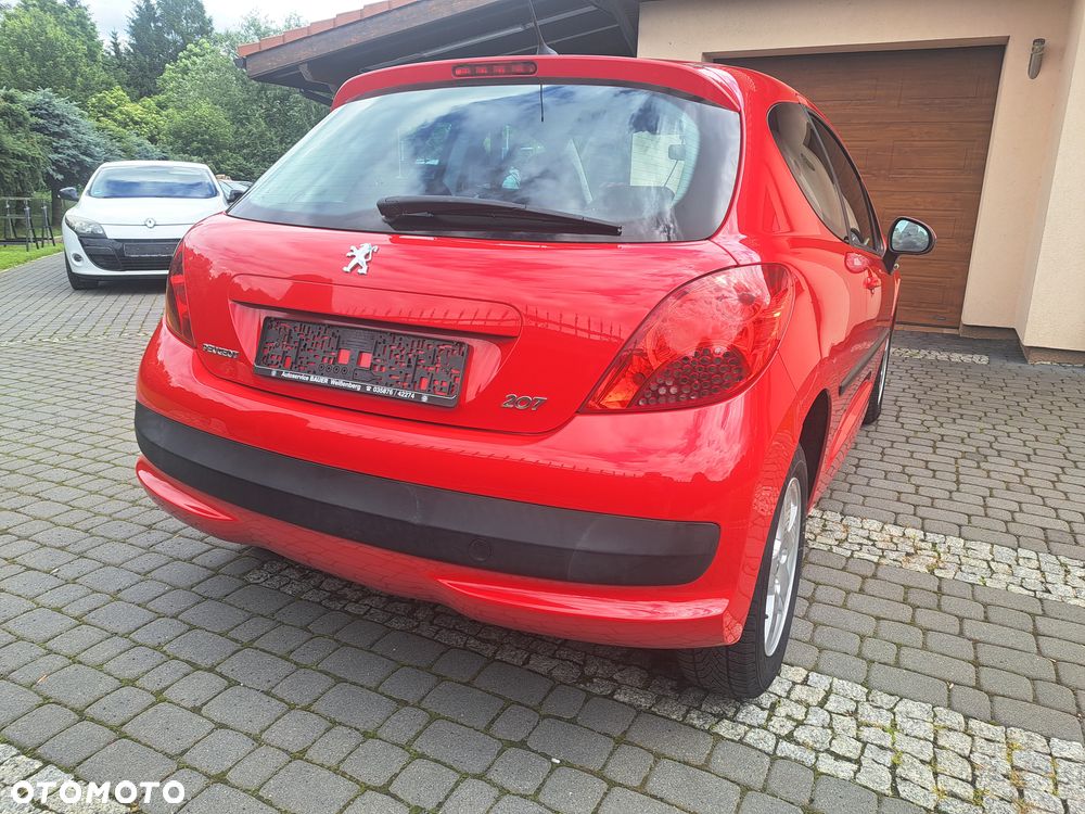 Peugeot 207 75 Tendance - 11