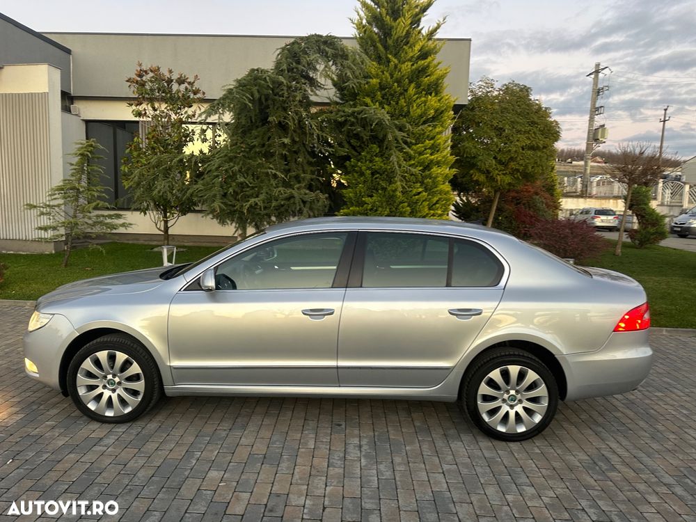 Skoda Superb 2.0 TDI Green tec 4x4 DSG Active - 14