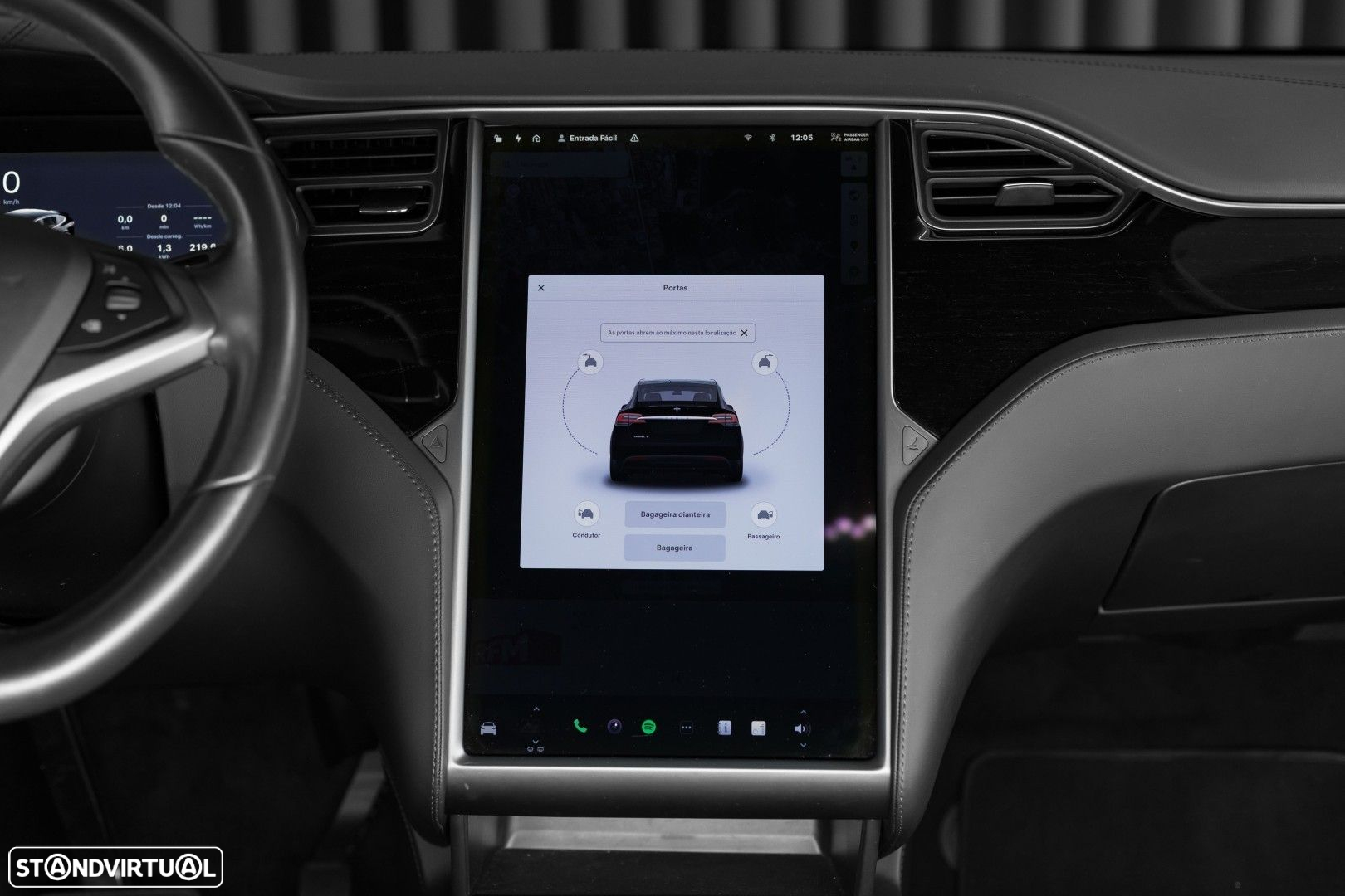 Tesla Model X 75D - 19