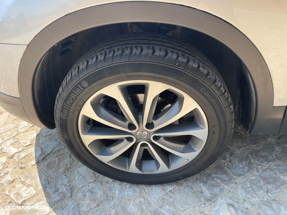 Nissan Qashqai 1.5 dCi Tekna Premium 17 - 9