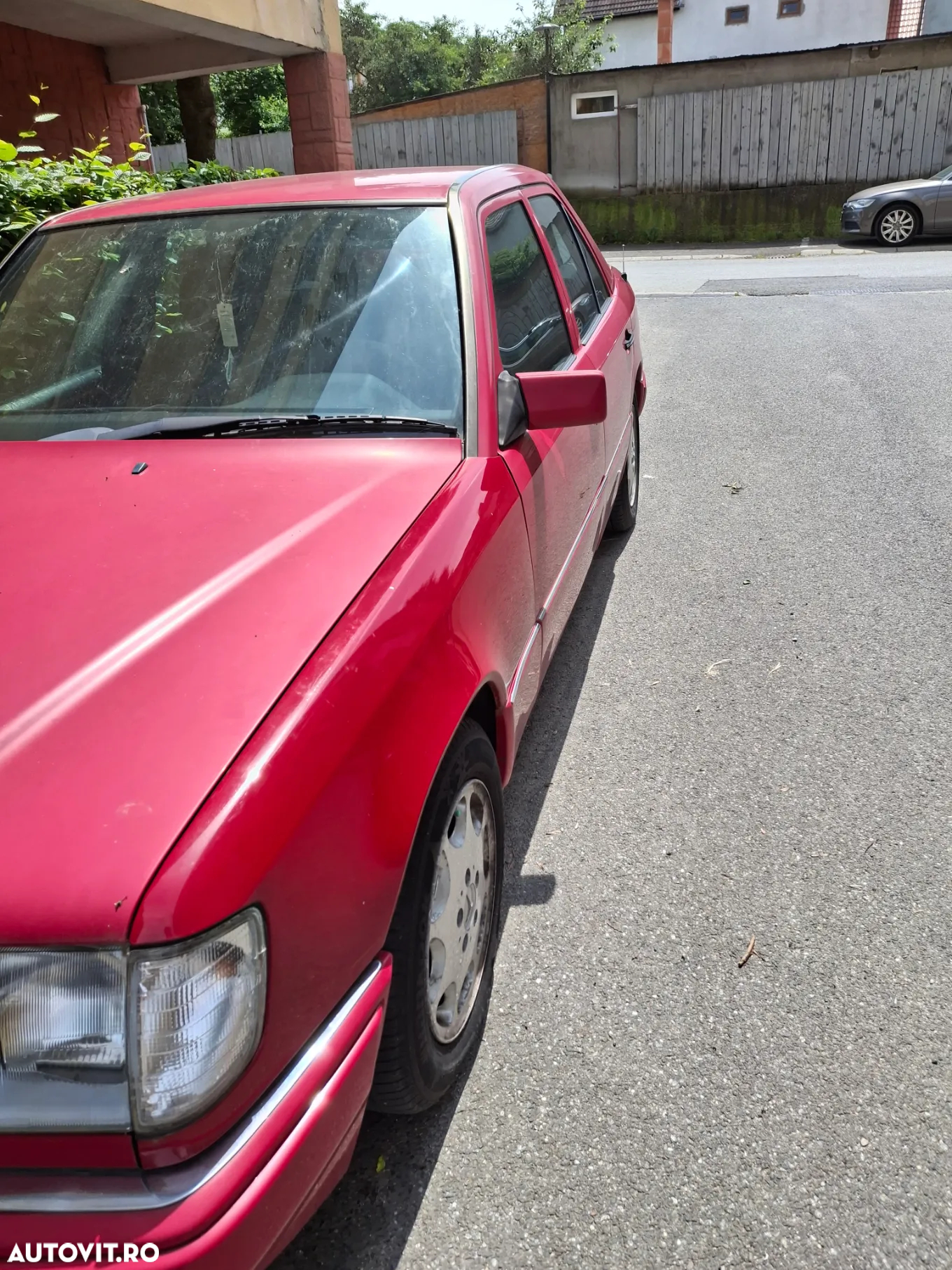 Mercedes-Benz W124 - 24
