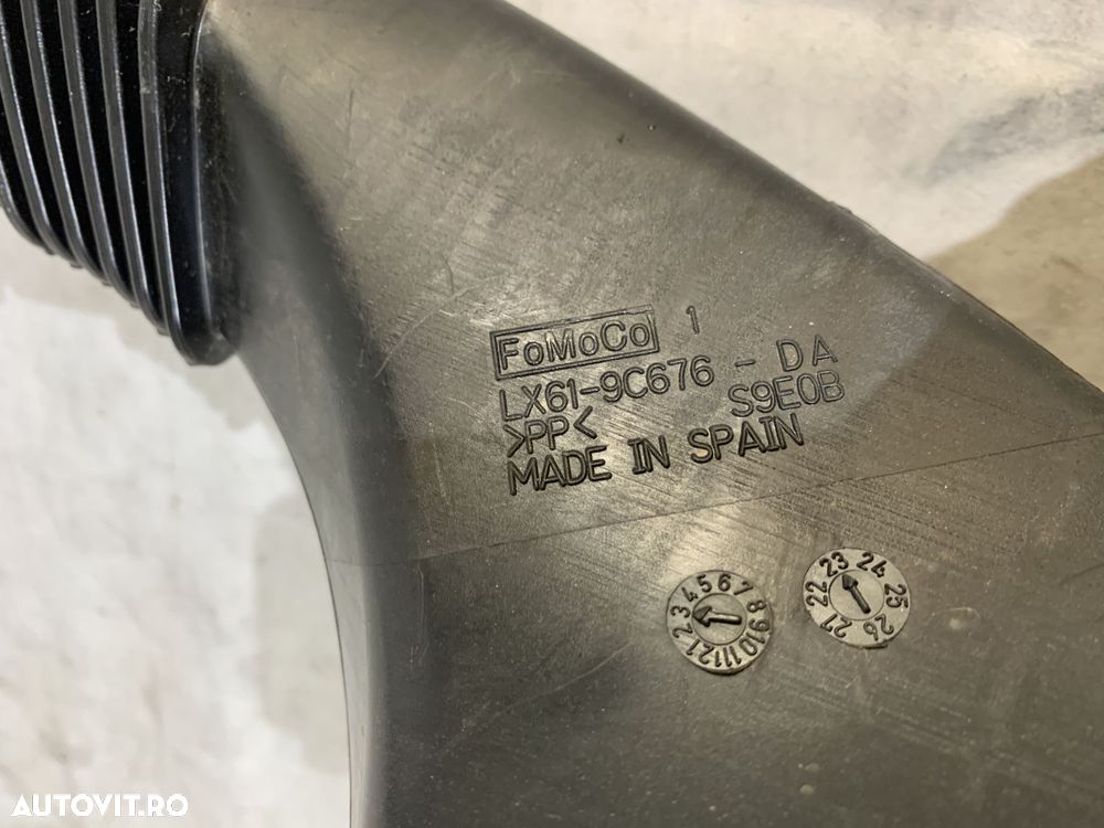 Suport far dreapta, VW Golf 6, 2008, 2009, 2010, 2011, 2012, cod origine OE 5K0807572H. - 4