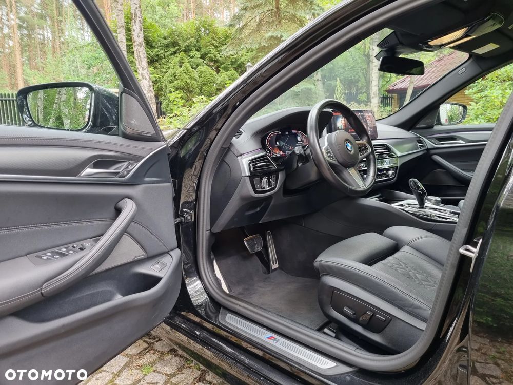 BMW Seria 5 520d xDrive MHEV M Sport sport - 11