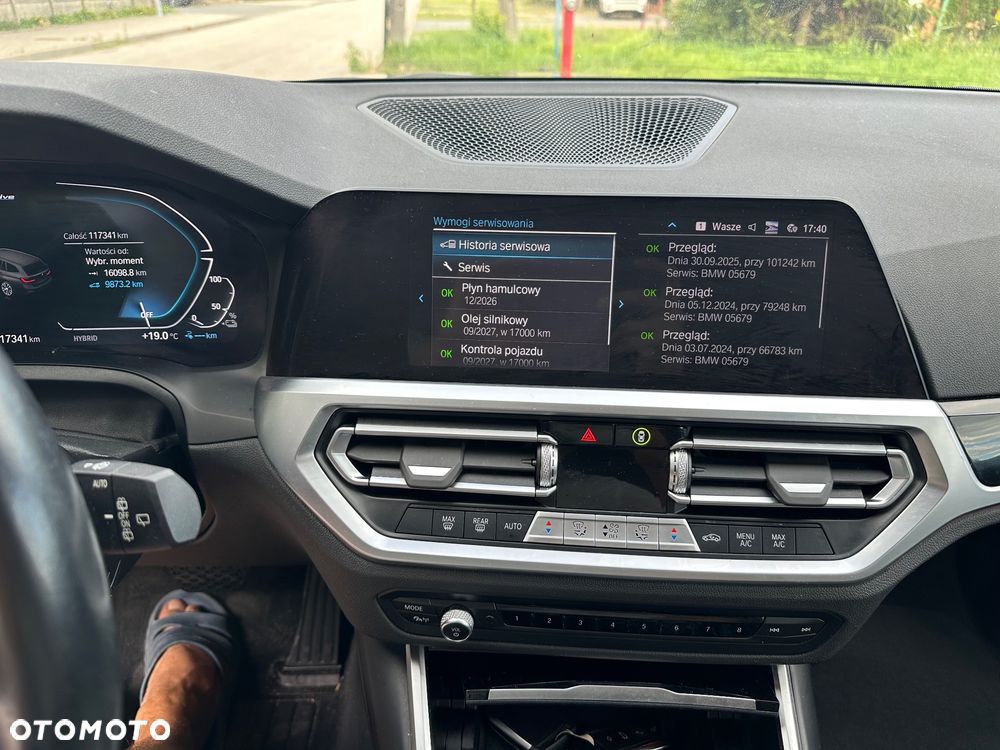 BMW Seria 3 320e PHEV sport - 17